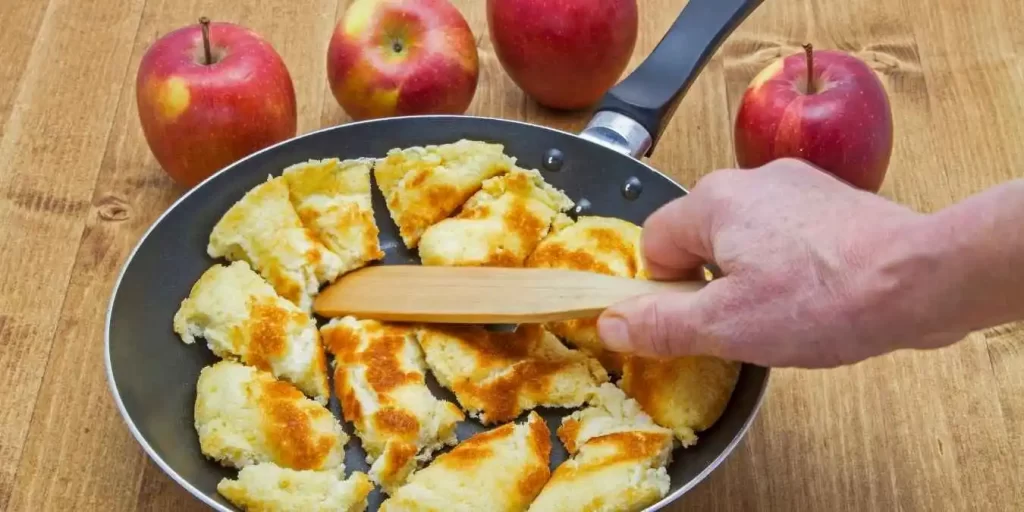 Zubereitung fluffigen Kaiserschmarrn