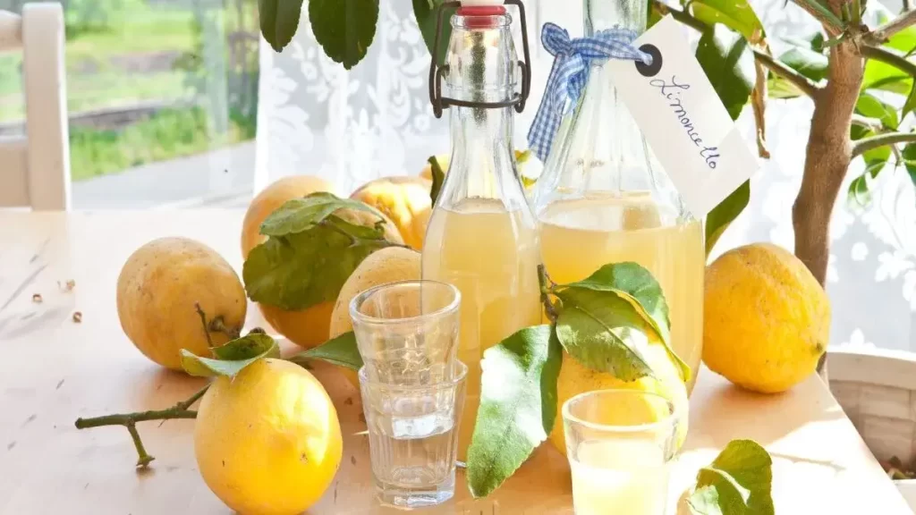 Limoncello Spritz