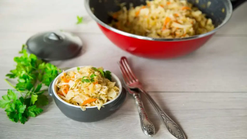 Nährstoffreiche und gesunde Mahlzeit mit frischem Gemüse, ideal für eine ausgewogene Ernährung.