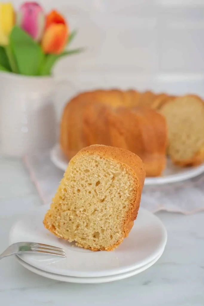 Leckerer, lockerer Vanillekuchen frisch gebacken