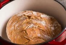 Herzhaftes „Friss dich dumm“ Brot mit knuspriger Kruste und fluffiger Krume, einfach selbst gebacken